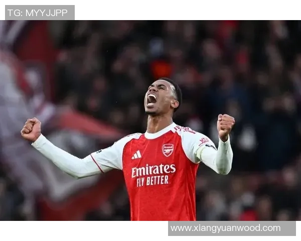 埃泽呼吁全队保持冷静信心满满继续领跑联赛榜首